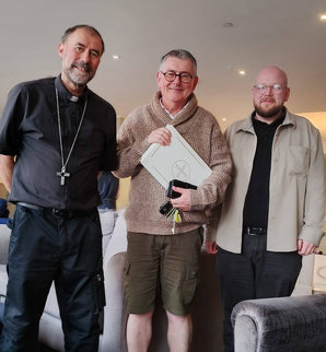 Fr Stefan Craig with Bishop Adrian & Bp Paul Creaner Fr Stefan Craig with Bishop Adrian & Bp Paul Creaner